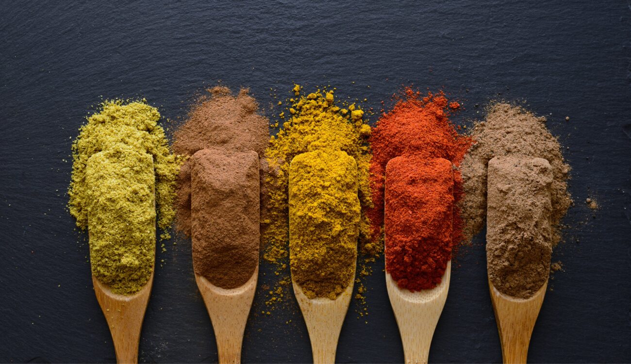 Online shop offering Sri Lankan curry powder for sale.