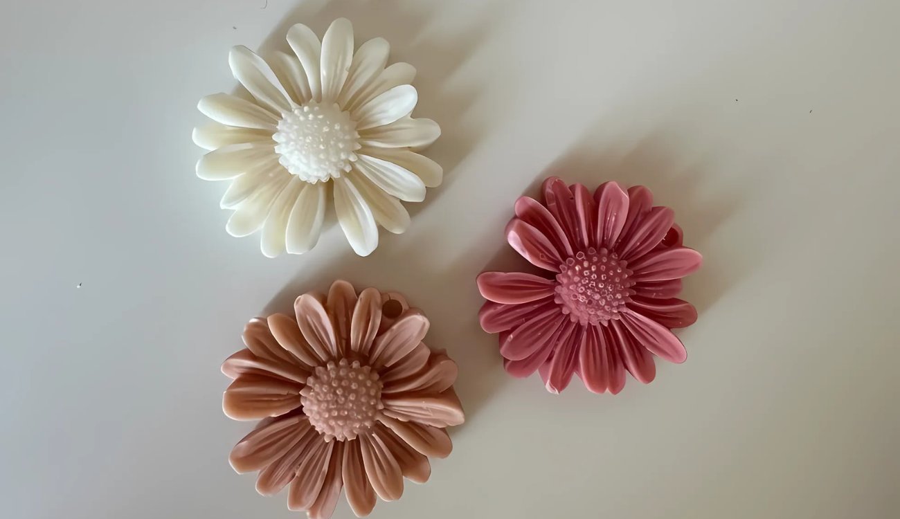 Artisan flower-shaped candles from Sri Lanka, showcasing eco-friendly elegance and unique craftsmanship for home decor and events